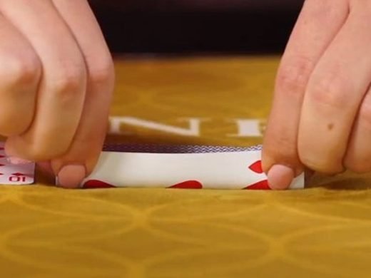Live Baccarat Squeeze