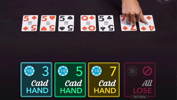 Cards dealing Side bet city