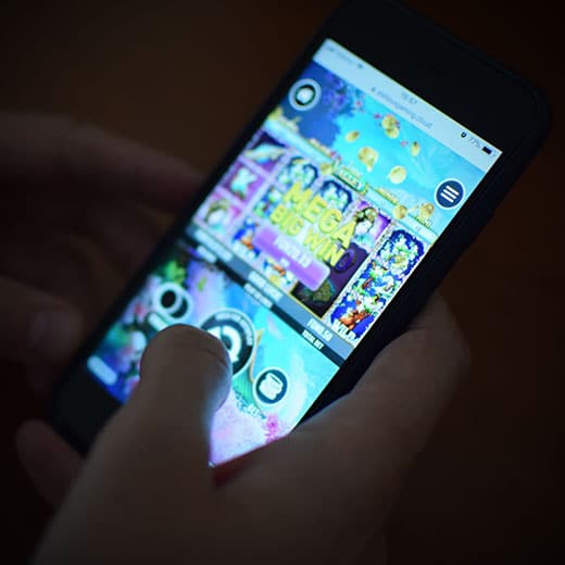 Playing Jade Valley slot on mobile