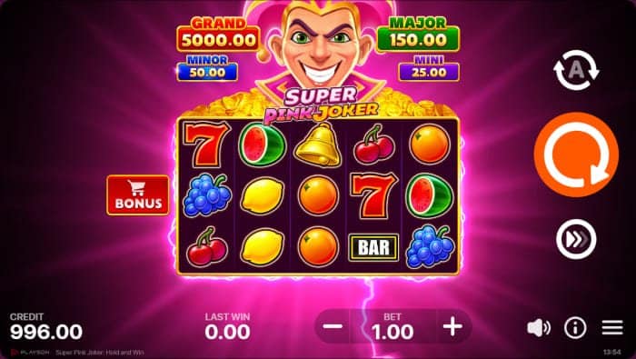 Super Pink Joker Hold and Win base gameplay