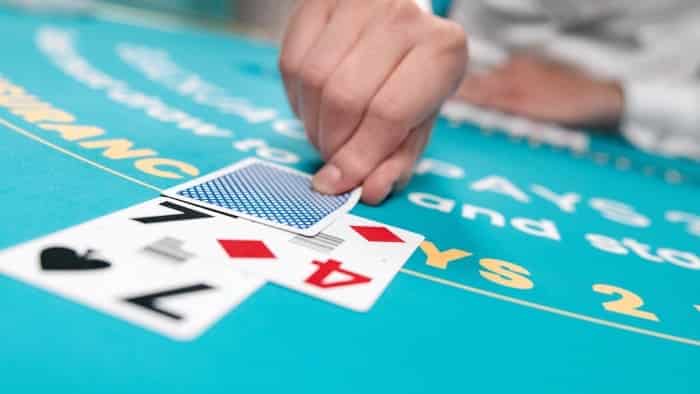 Privé Lounge Blackjack cards